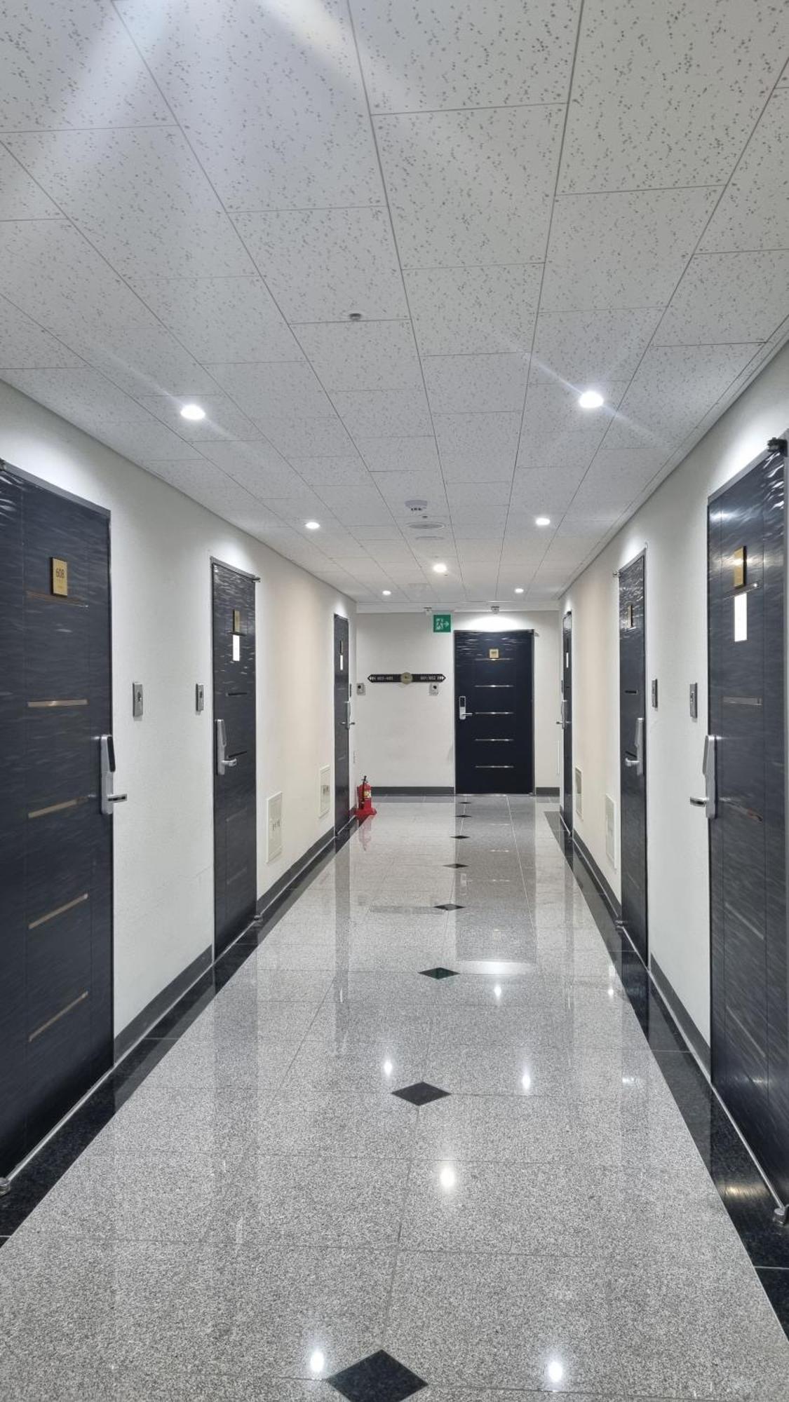 Daegu Starb&B Dsr Hotel Mia Guestroom Bagian luar foto