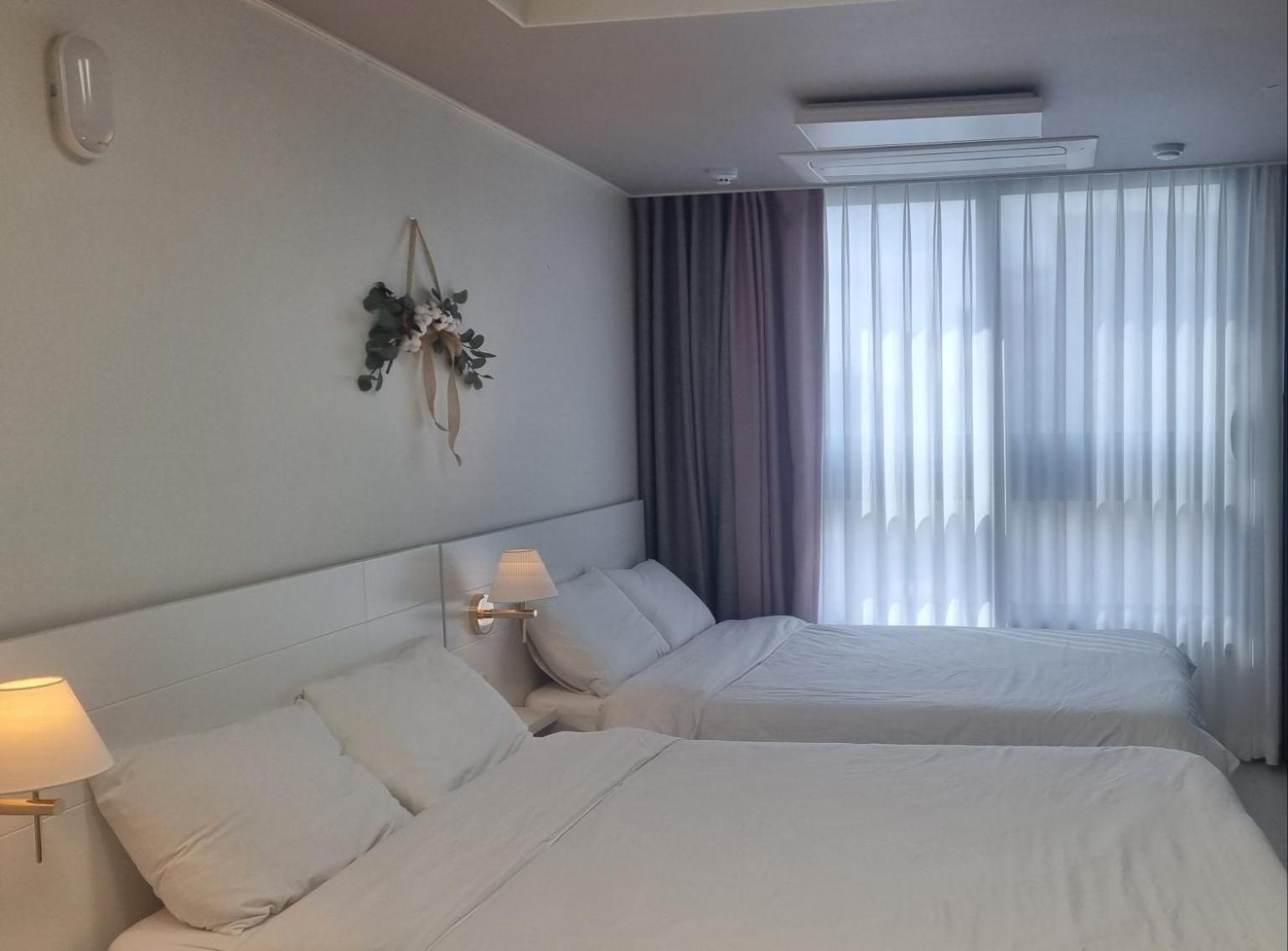 Daegu Starb&B Dsr Hotel Mia Guestroom Bagian luar foto